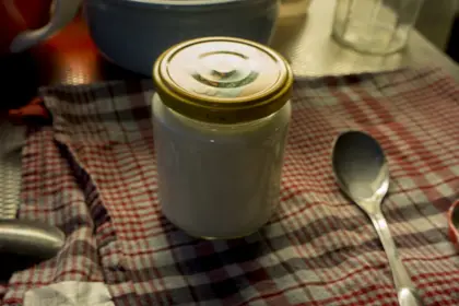 Filled glasses with a mixture of starter and milk