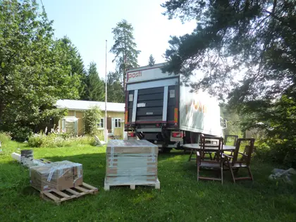 The PV system gets delivered by post