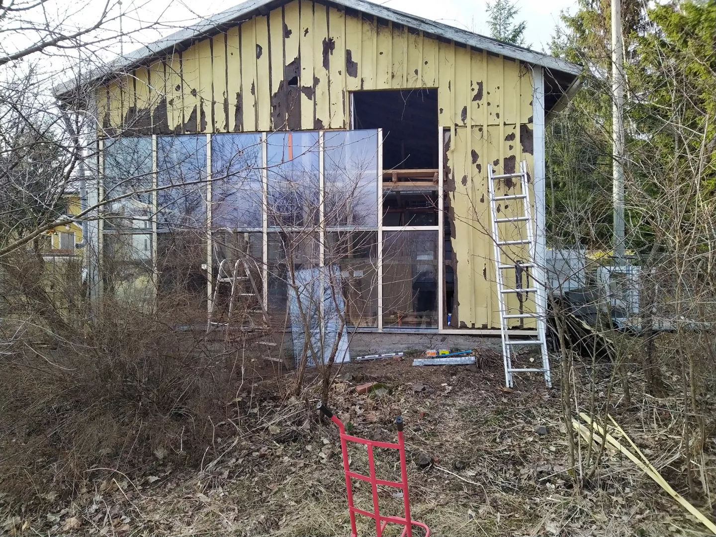 Biogas shed front in windows