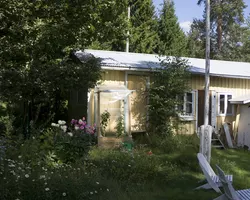 A shed at Beyond Buckthorns