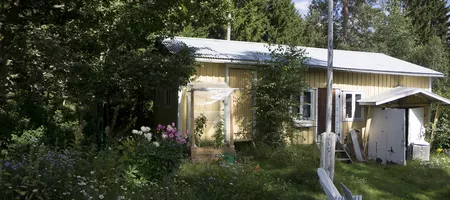 A shed at Beyond Buckthorns